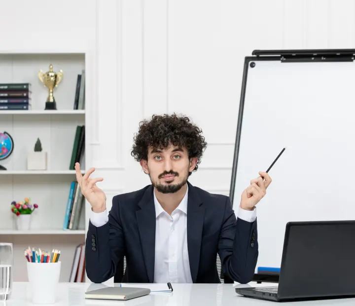 محیط آموزشی آموزشگاه نسل فردا